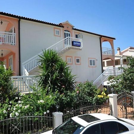 Apartments Majic 2 Hvar Town Exterior photo