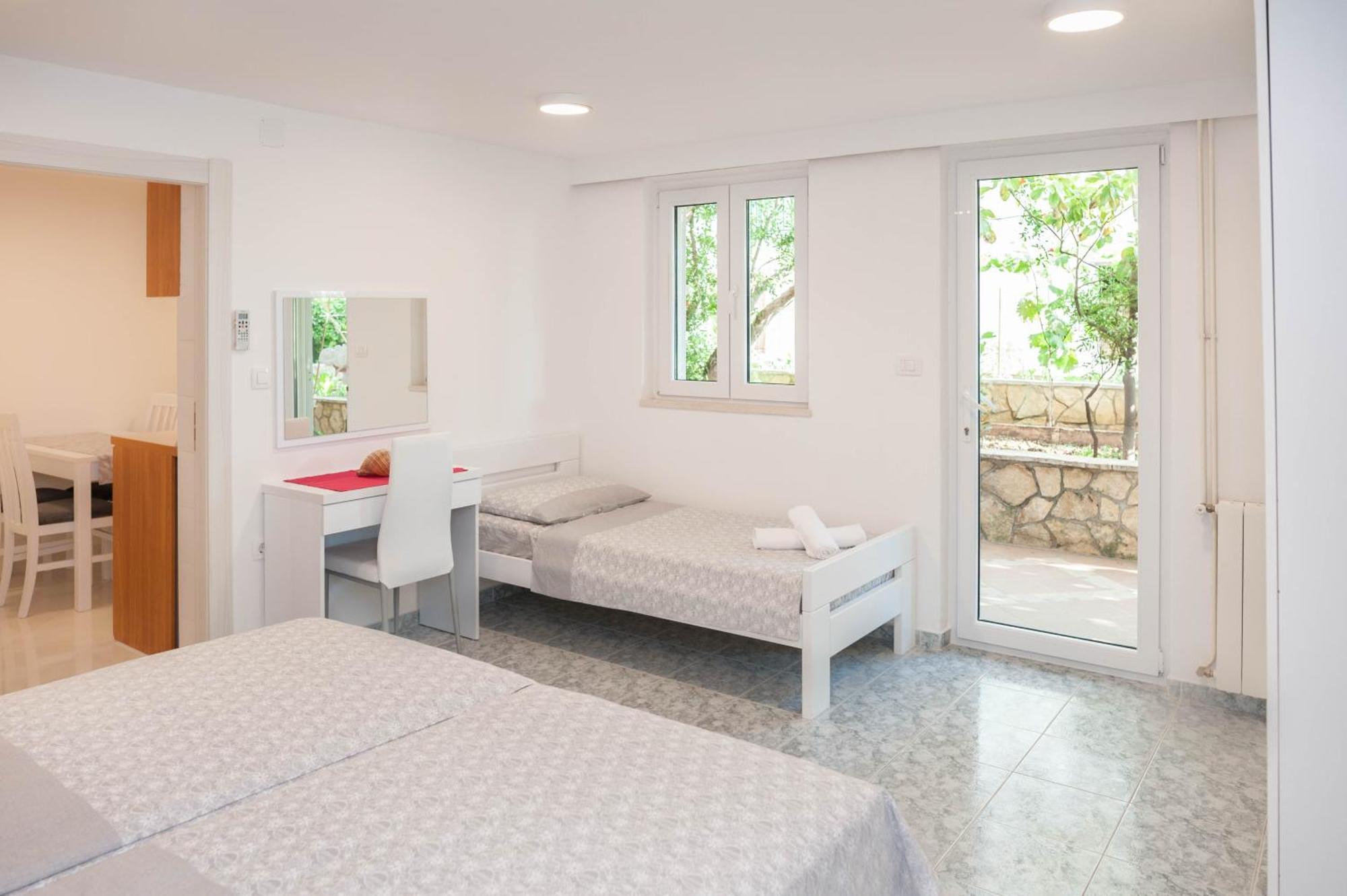 Apartments Majic 2 Hvar Town Exterior photo